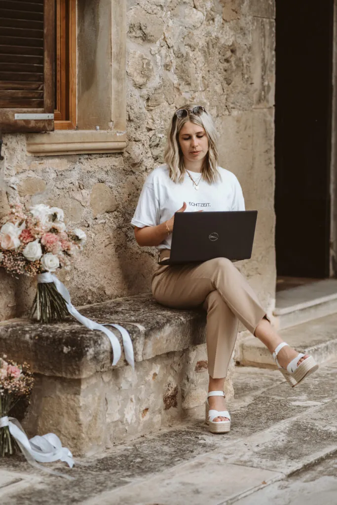 Business & Social Media